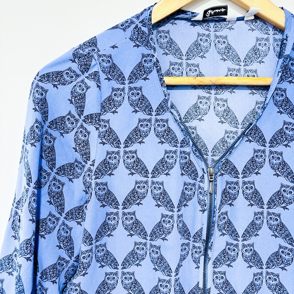 REITMANS Blue blouse with owls - Picture 4 of 8